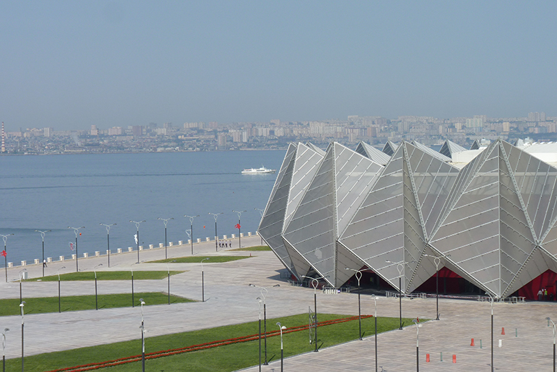 PTFE膜材有什么特點(diǎn)？為什么ptfe膜結(jié)構(gòu)被稱為永久膜結(jié)構(gòu)？