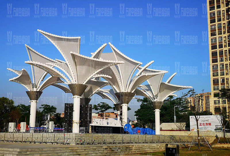 PTFE膜結(jié)構(gòu)膜材具備哪些特點？PTFE膜結(jié)構(gòu)膜材為什么能成為膜結(jié)構(gòu)領(lǐng)域主流材料？