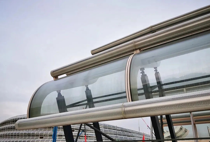 速滑館 “冰絲帶” 首度亮燈 速滑館 “冰絲帶” 首度亮燈