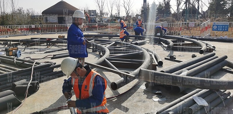 威海經(jīng)貿(mào)交流中心工程-大貝殼項(xiàng)目鋼結(jié)構(gòu)施工中 威海經(jīng)貿(mào)交流中心工程-大貝殼項(xiàng)目鋼結(jié)構(gòu)施工中