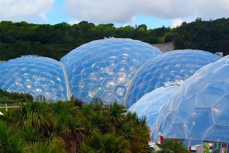 單層ETFE膜結(jié)構(gòu)與氣枕ETFE膜結(jié)構(gòu)有什么區(qū)別？ETFE膜結(jié)構(gòu)經(jīng)典案例有哪些？