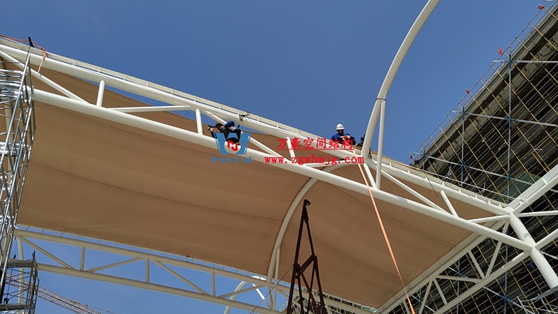 勞動(dòng)最光榮，致敬一線工作者！