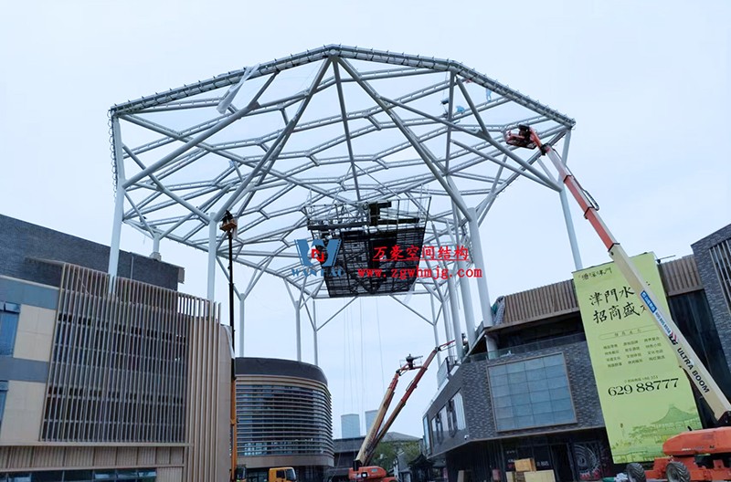 勞動(dòng)最光榮，致敬一線工作者！