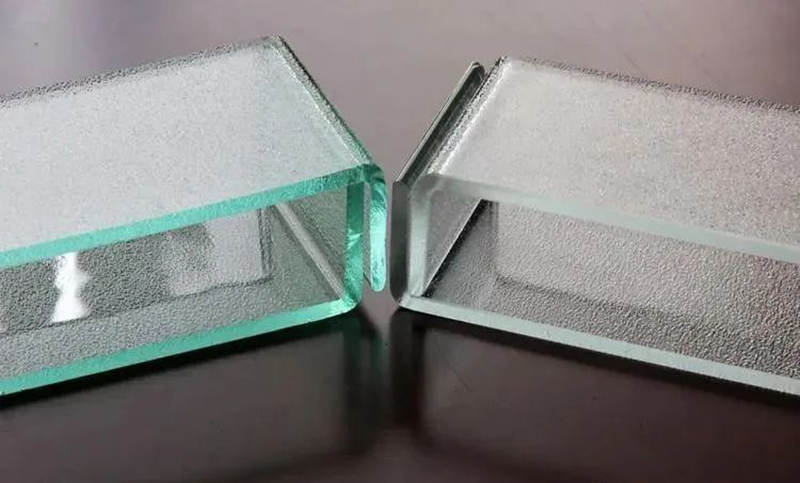 U型玻璃 — 透光不透景的朦朧美 U型玻璃 — 透光不透景的朦朧美