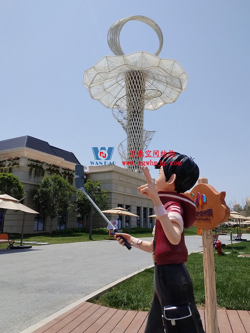 身姿輕盈，造型優(yōu)美的膜結構建筑