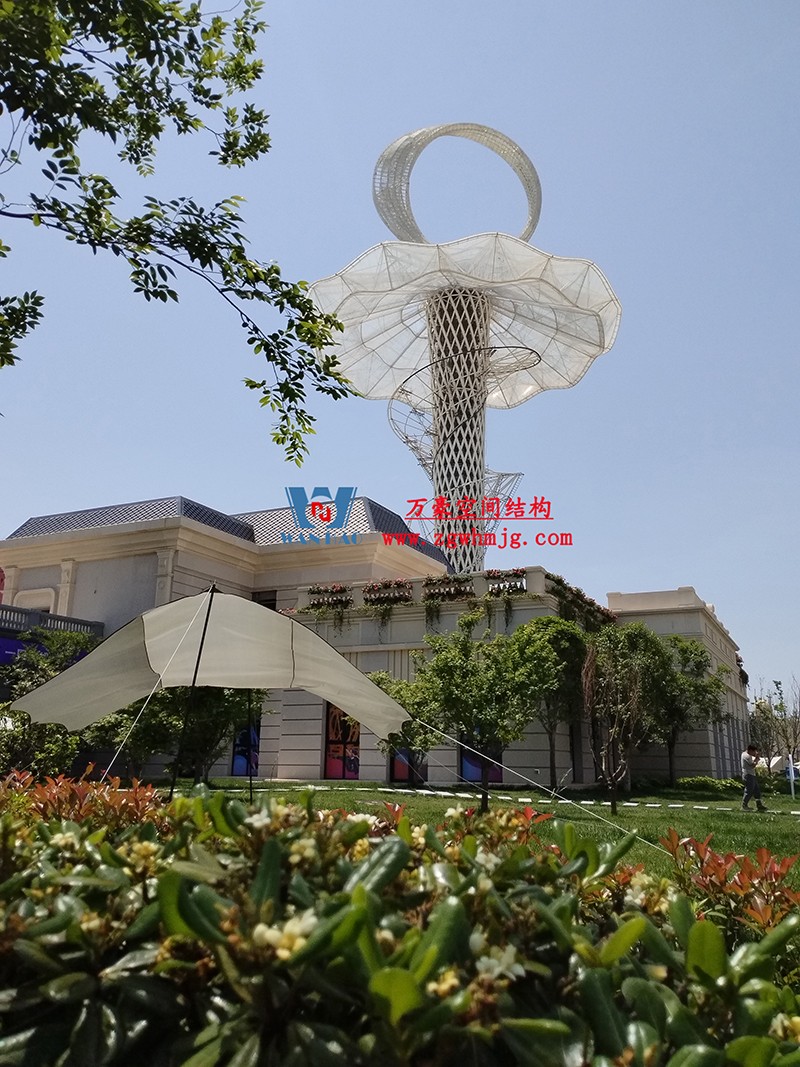 身姿輕盈，造型優(yōu)美的膜結構建筑