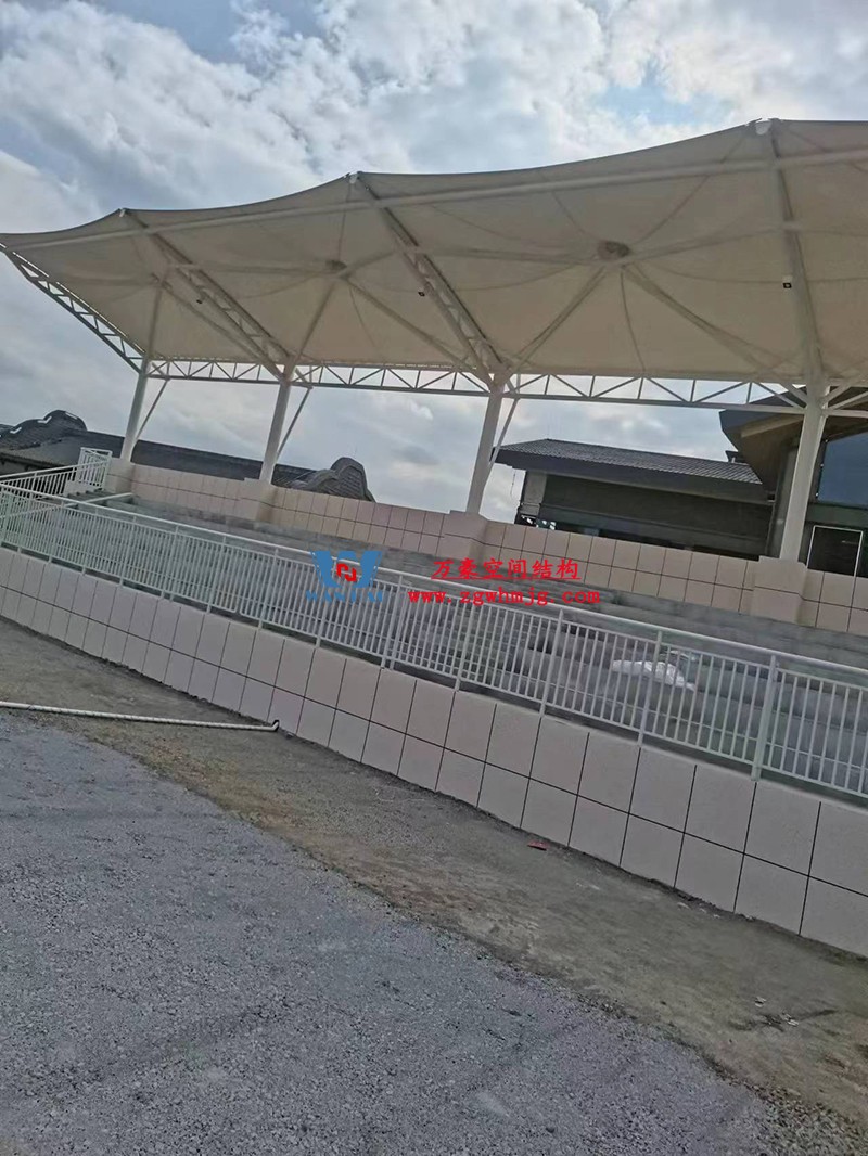 四川職業(yè)技術學院鋰電科技學院建設項目看臺膜結(jié)構(gòu)工程