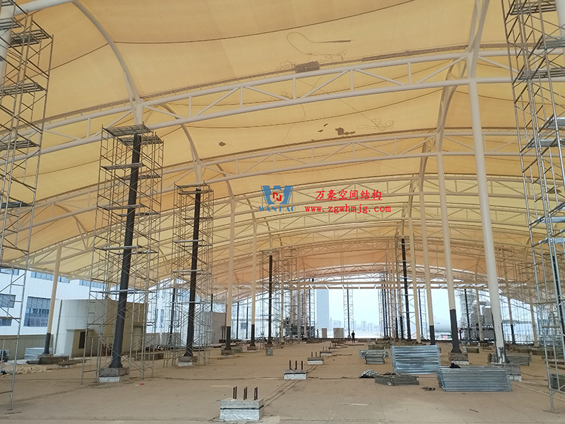 浙江真愛毯業(yè)科技有限公司廠房三屋面膜結構工程完工大吉！