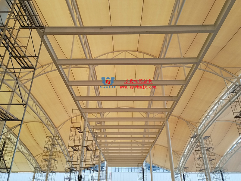 浙江真愛毯業(yè)科技有限公司廠房三屋面膜結構工程完工大吉！