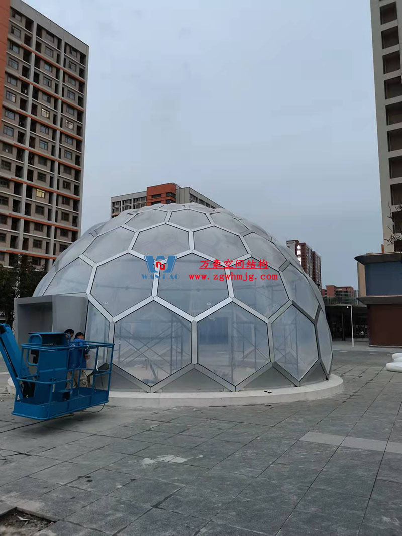 無線創(chuàng)智城市功能空間業(yè)態(tài)優(yōu)化五星集市etfe膜結(jié)構(gòu)工程 無線創(chuàng)智城市功能空間業(yè)態(tài)優(yōu)化五星集市etfe膜結(jié)構(gòu)工程