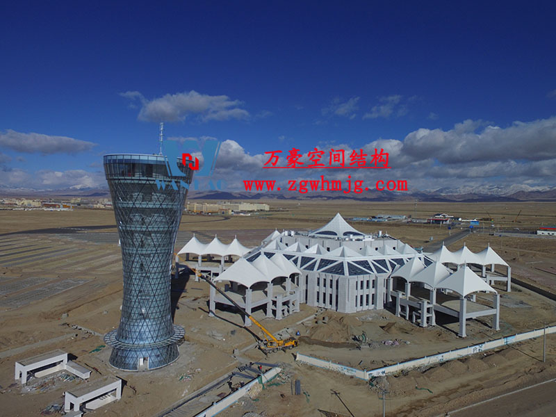 青海茶卡鹽湖天空之境集散中心鋼膜結(jié)構(gòu)項(xiàng)目