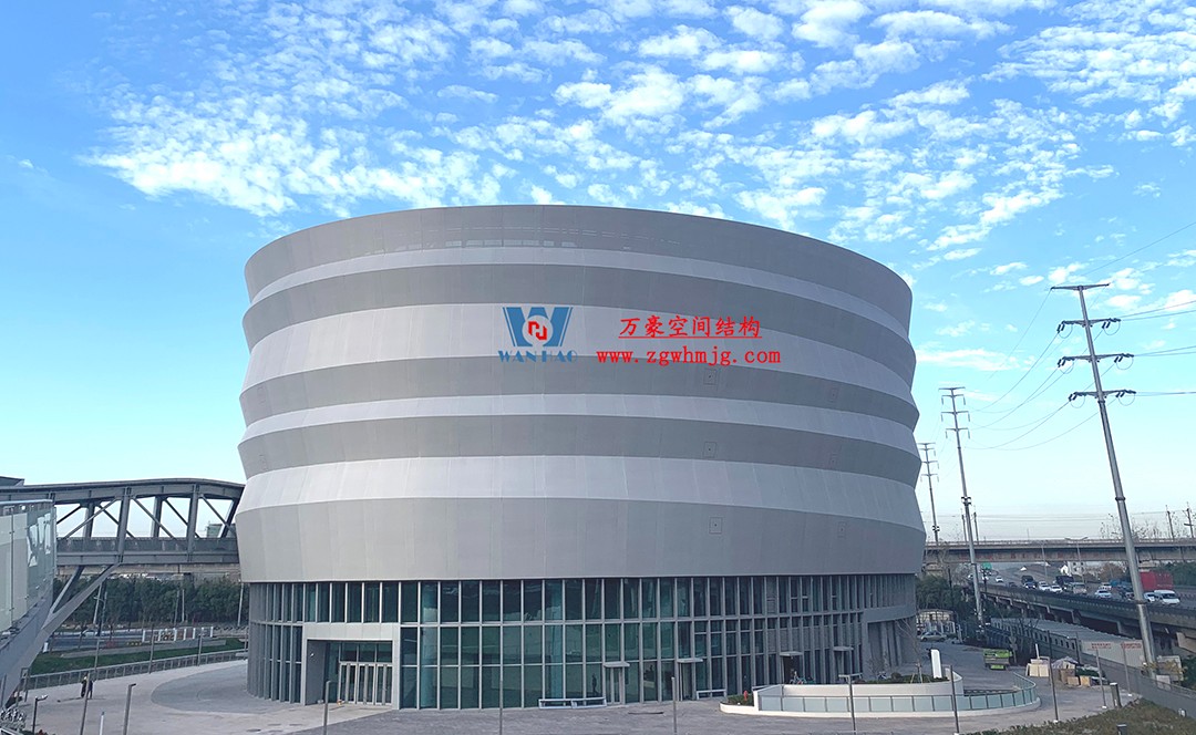 有骨骼、有皮膚的PTFE膜結(jié)構(gòu)建筑