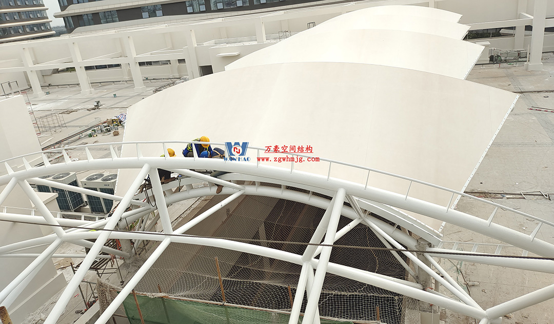 工程進(jìn)度全速推進(jìn)，PTFE膜材張拉在即！