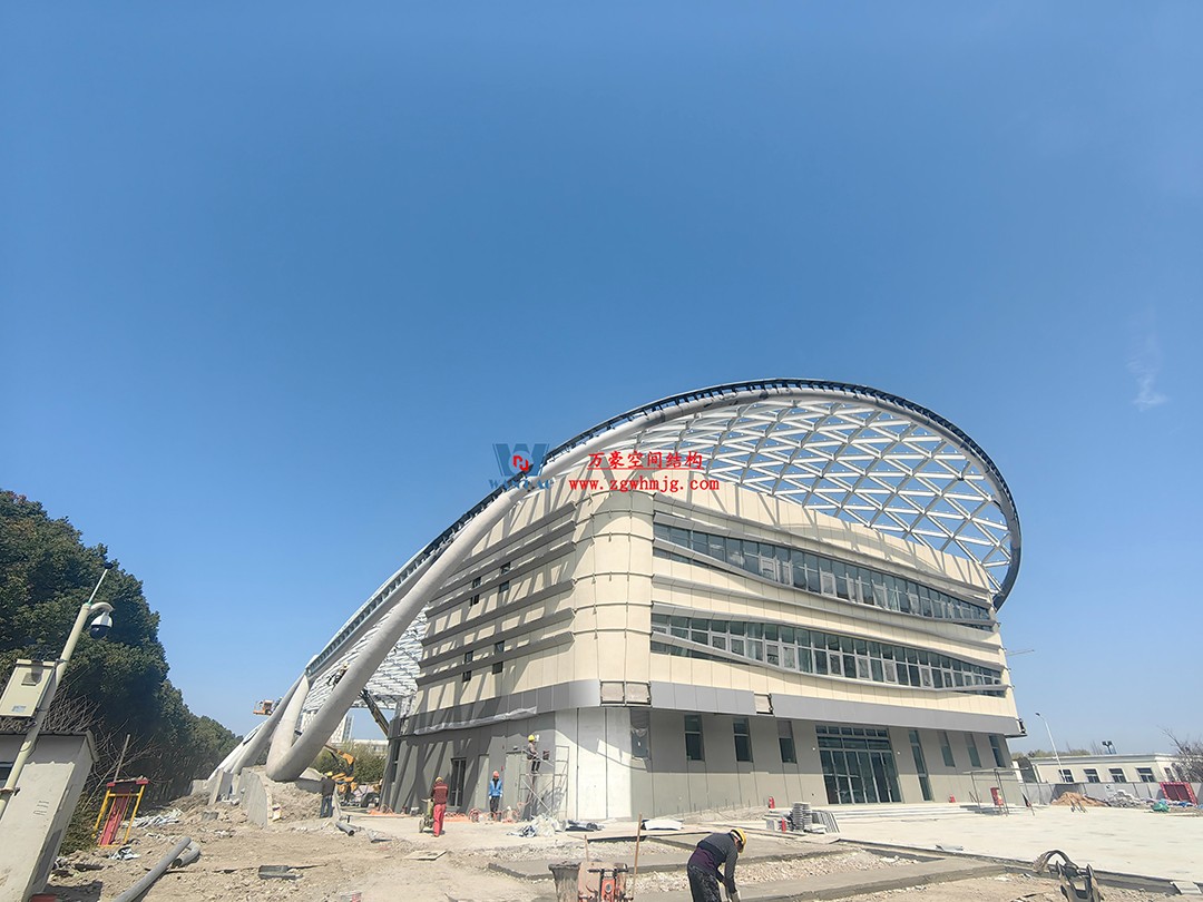 上海工程技術(shù)大學松江校區(qū)風雨操場ETFE膜結(jié)構(gòu)工程 上海工程技術(shù)大學松江校區(qū)風雨操場ETFE膜結(jié)構(gòu)工程