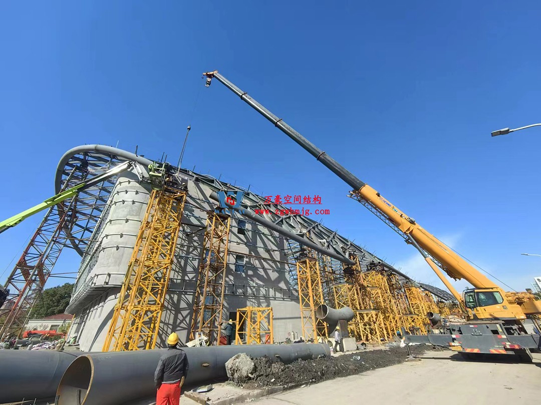 上海工程技術(shù)大學(xué)松江校區(qū)風雨操場ETFE膜結(jié)構(gòu)項目