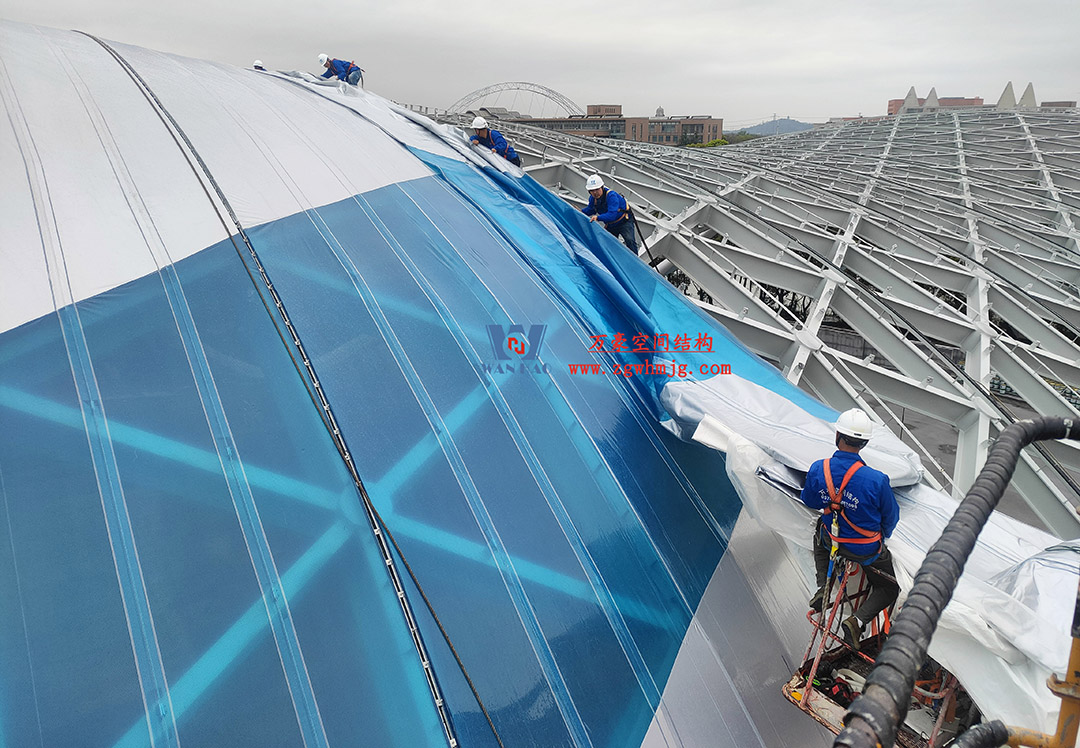 上海工程技術(shù)大學(xué)松江校區(qū)風雨操場ETFE膜結(jié)構(gòu)項目