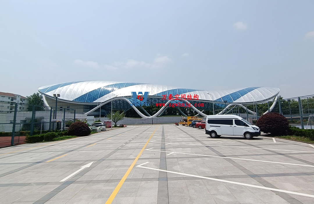 上海工程技術(shù)大學(xué)松江校區(qū)風雨操場ETFE膜結(jié)構(gòu)項目