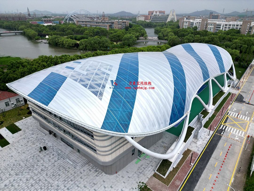 上海工程技術(shù)大學(xué)松江校區(qū)風雨操場ETFE膜結(jié)構(gòu)項目