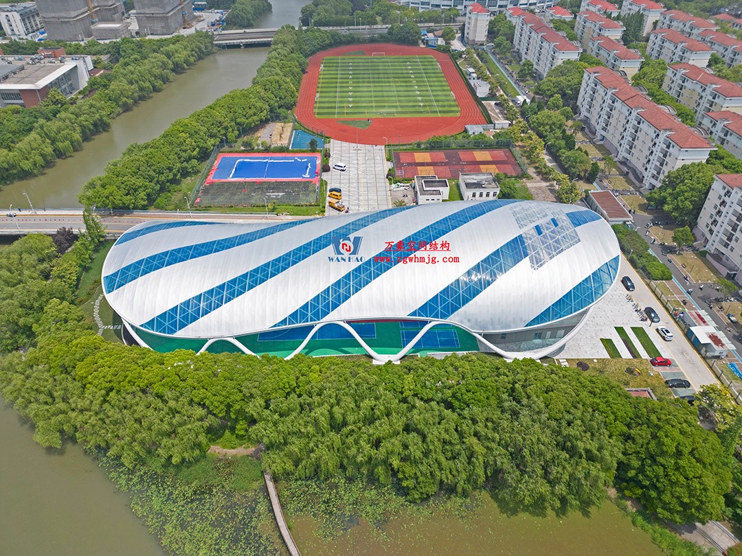 上海工程技術(shù)大學(xué)松江校區(qū)風雨操場ETFE膜結(jié)構(gòu)項目