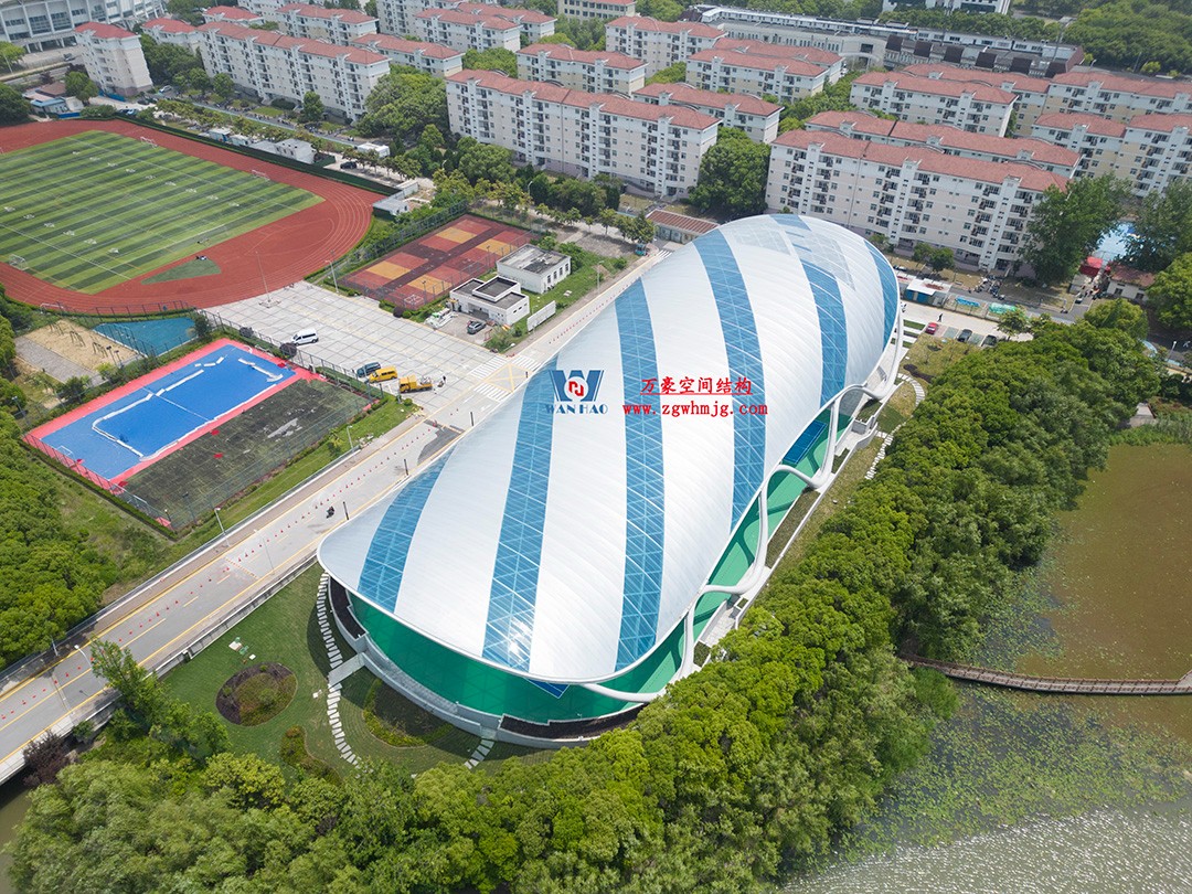 上海工程技術(shù)大學(xué)松江校區(qū)風雨操場ETFE膜結(jié)構(gòu)項目