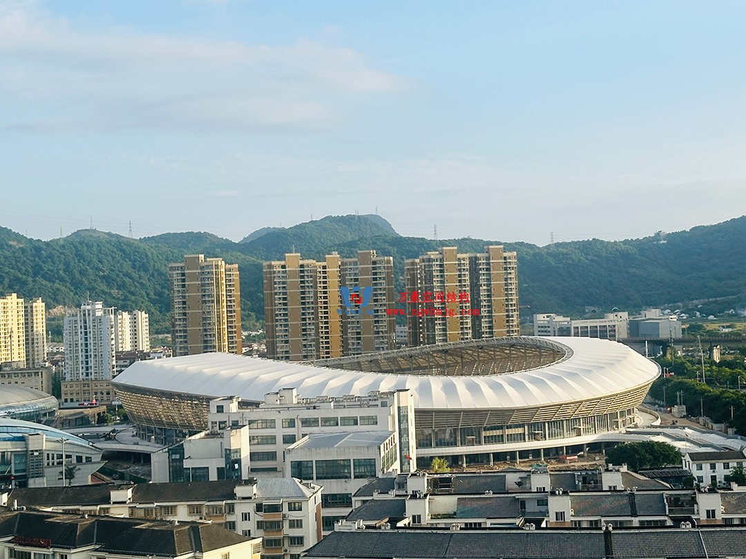 這個(gè)項(xiàng)目已完工，眾星云集，演唱會(huì)即將開始！