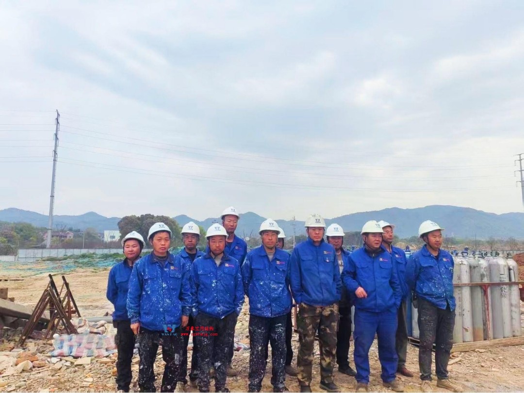 馭風(fēng)逐沙，織就賽道美學(xué)——比亞迪紹興嵊州賽車場干拔沙坡觀景平臺鋼膜結(jié)構(gòu)