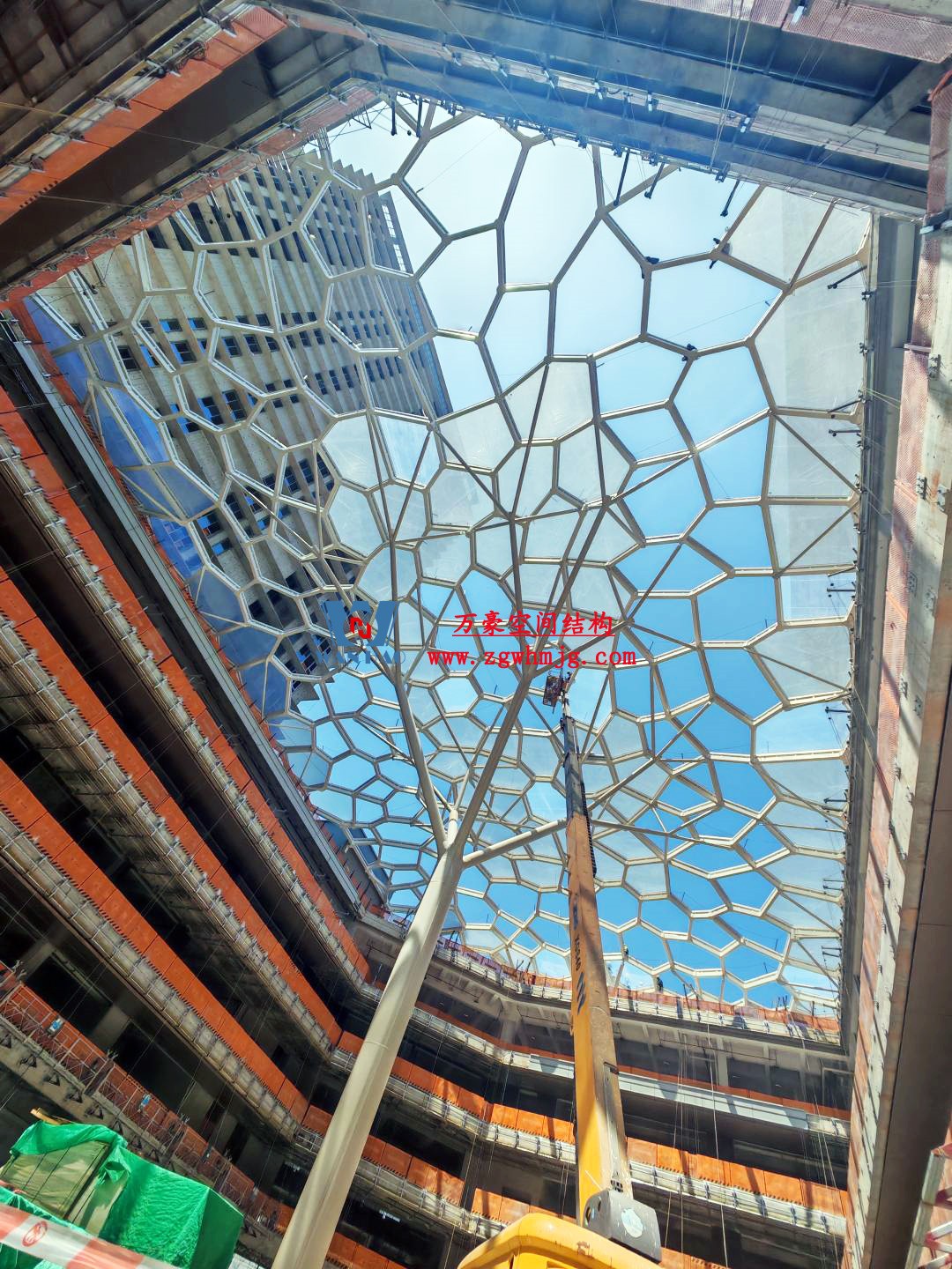 安吉縣昌碩小區(qū)地塊房產(chǎn)開發(fā)項目鋼結(jié)構(gòu)天幕 安吉縣昌碩小區(qū)地塊房產(chǎn)開發(fā)項目鋼結(jié)構(gòu)天幕