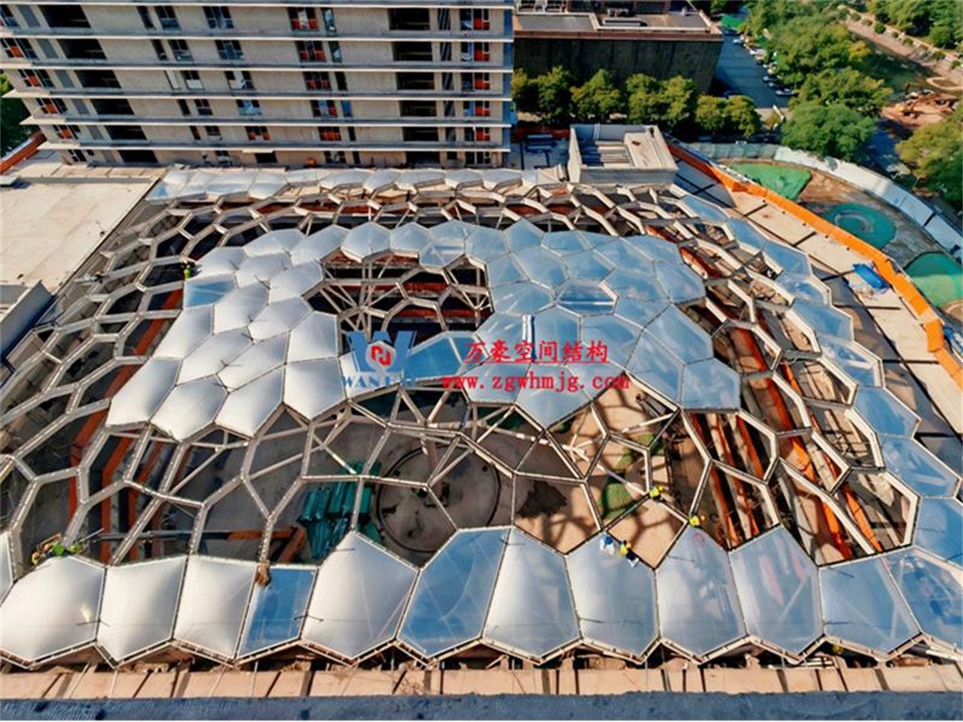 安吉縣昌碩小區(qū)地塊房產(chǎn)開(kāi)發(fā)項(xiàng)目ETFE天幕 安吉縣昌碩小區(qū)地塊房產(chǎn)開(kāi)發(fā)項(xiàng)目ETFE天幕