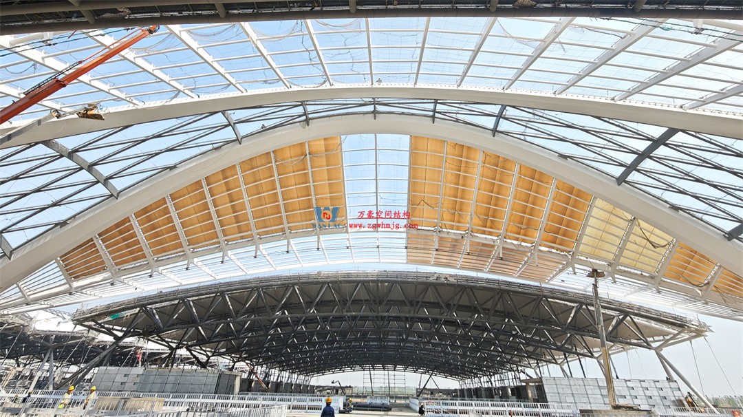 千帆競(jìng)發(fā)勢(shì)如虹｜中原國(guó)際會(huì)展中心膜結(jié)構(gòu)天幕攻堅(jiān)實(shí)錄，擎起中原會(huì)展新地標(biāo)！