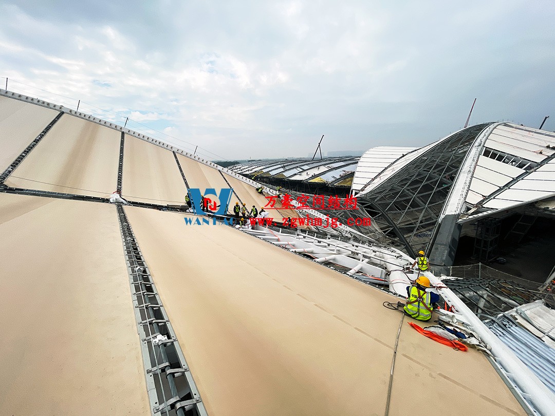 鄭州中原高鐵港數(shù)字展貿(mào)城ETFE膜結(jié)構(gòu) PTFE膜結(jié)構(gòu)項目 鄭州中原高鐵港數(shù)字展貿(mào)城ETFE膜結(jié)構(gòu) PTFE膜結(jié)構(gòu)項目