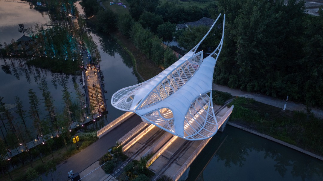 這家設(shè)計(jì)界“夢(mèng)工廠”把童話搬入現(xiàn)實(shí) 這家設(shè)計(jì)界“夢(mèng)工廠”把童話搬入現(xiàn)實(shí)