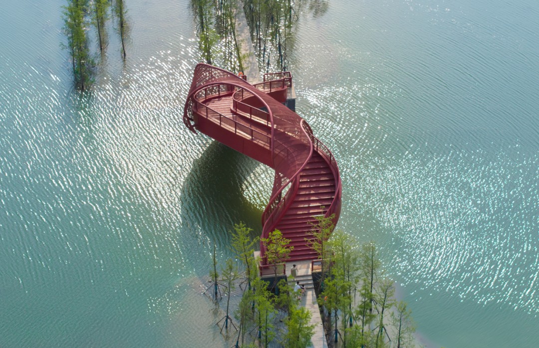 這家設(shè)計(jì)界“夢(mèng)工廠”把童話搬入現(xiàn)實(shí) 這家設(shè)計(jì)界“夢(mèng)工廠”把童話搬入現(xiàn)實(shí)