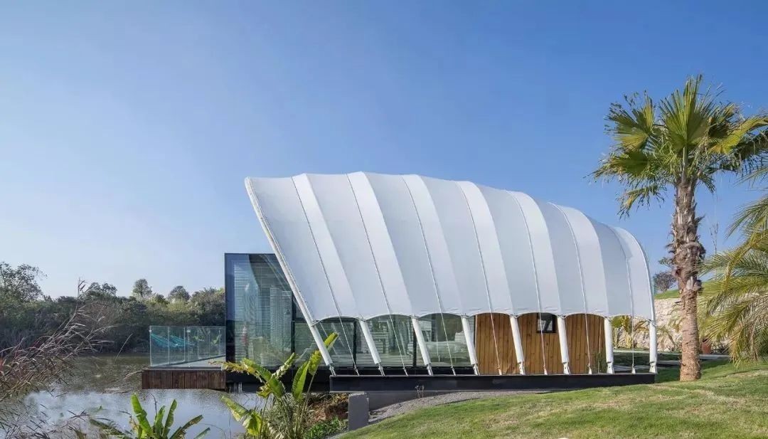 這家設(shè)計(jì)界“夢(mèng)工廠”把童話搬入現(xiàn)實(shí) 這家設(shè)計(jì)界“夢(mèng)工廠”把童話搬入現(xiàn)實(shí)