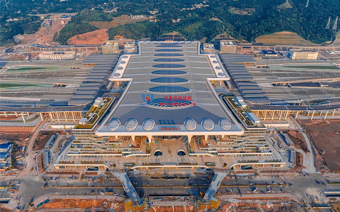 重慶東站:揭開(kāi)“西部高鐵新地標(biāo)”神秘面紗 重慶東站:揭開(kāi)“西部高鐵新地標(biāo)”神秘面紗