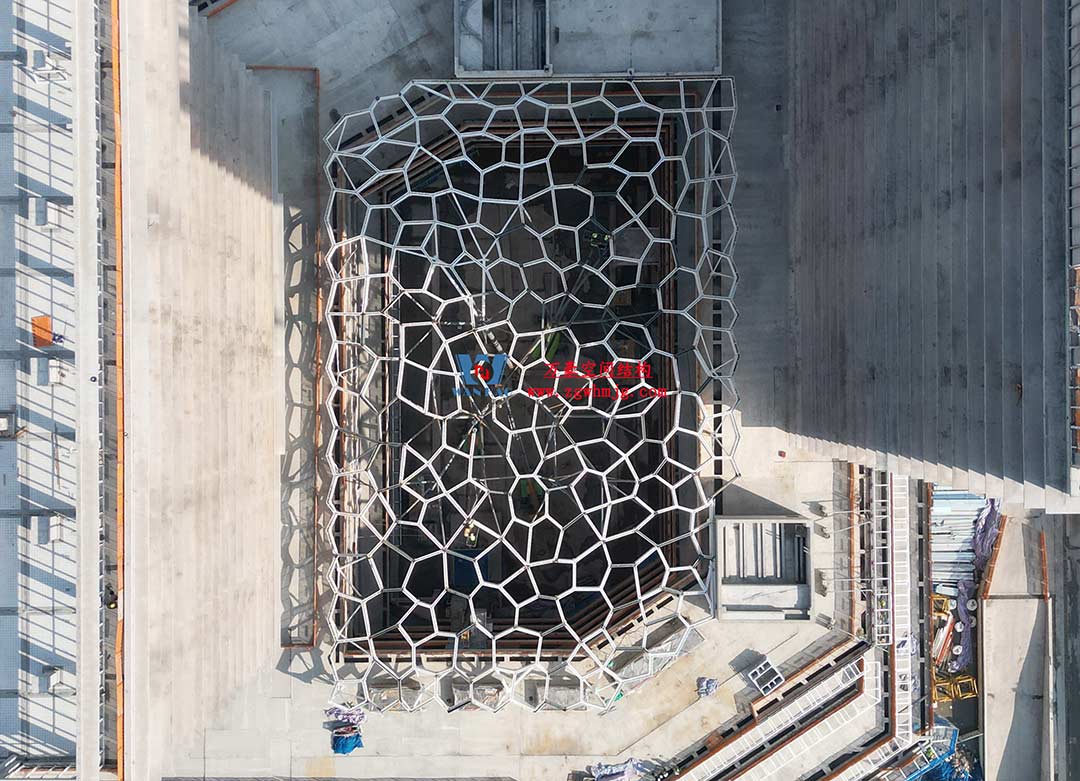 安吉云安里ETFE氣枕商業(yè)天幕圓滿完工