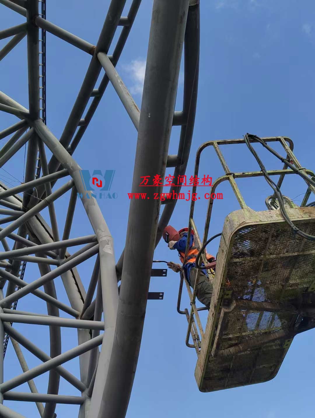 瑞麗國際文體中心建設(shè)項(xiàng)目體育場鋼結(jié)構(gòu)工程