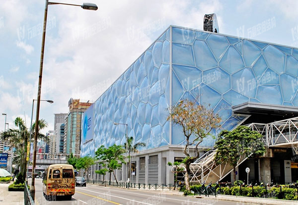 ETFE薄膜是什么材料？ETFE透明膜結(jié)構(gòu)有哪些特點(diǎn)？