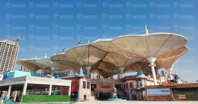 PTFE膜結(jié)構(gòu)材料是什么？PTFE膜結(jié)構(gòu)材料有哪些性能特點？