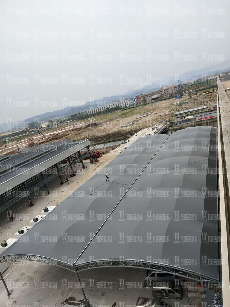 張拉膜結(jié)構(gòu)工程施工需要注意哪些事項？如何提高張拉膜結(jié)構(gòu)工程質(zhì)量？