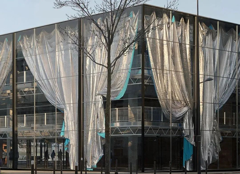 又要透光，又要遮陽