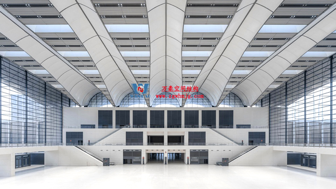 有骨骼、有皮膚的PTFE膜結(jié)構(gòu)建筑