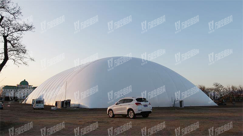 膜結(jié)構(gòu)工程建筑加工安裝時(shí)有哪些規(guī)范事項(xiàng)需要注意？